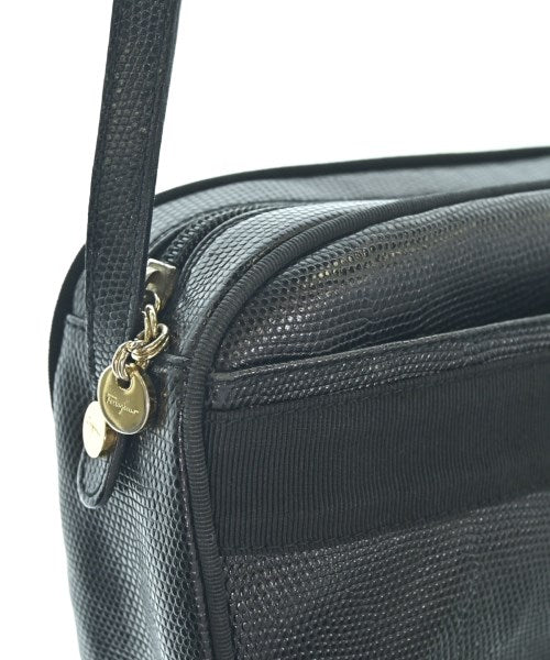 Salvatore Ferragamo กระเป๋าสะพาย