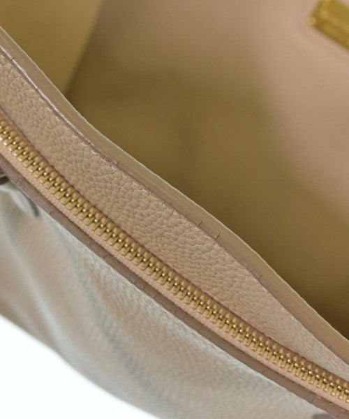 Salvatore Ferragamo กระเป๋าถือขนาดใหญ่