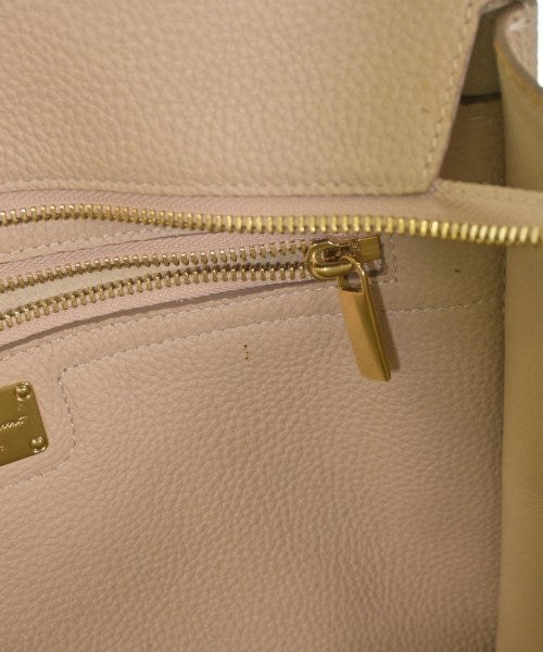 Salvatore Ferragamo กระเป๋าถือขนาดใหญ่