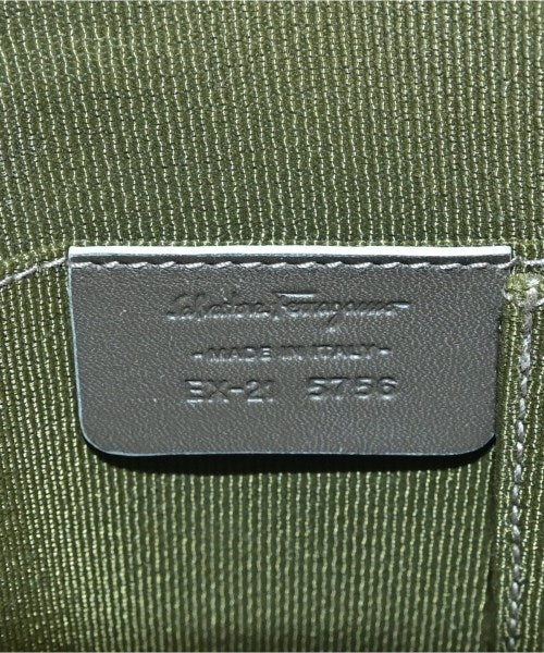 Salvatore Ferragamo กระเป๋าสะพาย