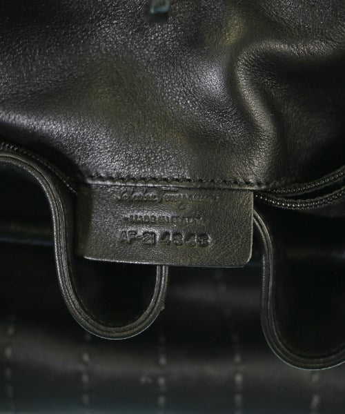Salvatore Ferragamo กระเป๋าถือ