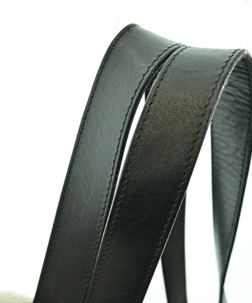 Salvatore Ferragamo กระเป๋าสะพาย