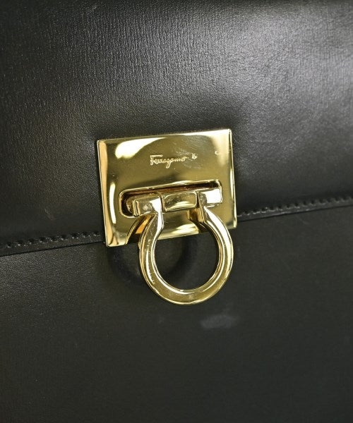 Salvatore Ferragamo กระเป๋าถือ