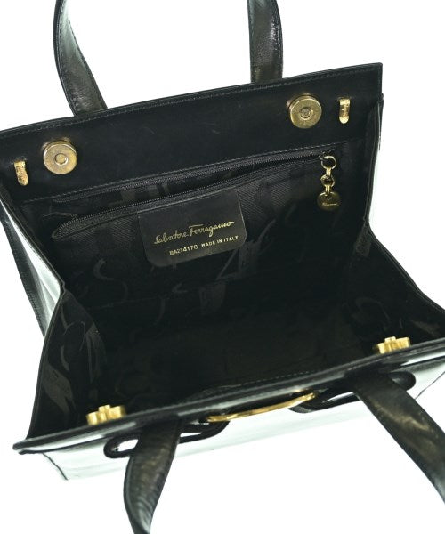 Salvatore Ferragamo กระเป๋าถือ