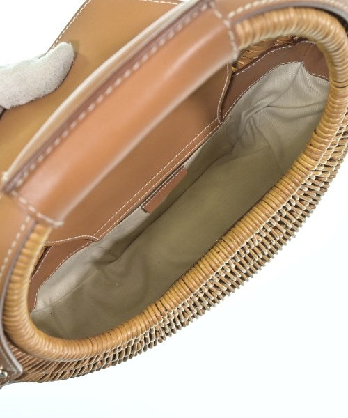 Salvatore Ferragamo กระเป๋าทรงตะกร้า