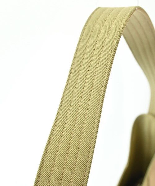 Salvatore Ferragamo กระเป๋าถือ