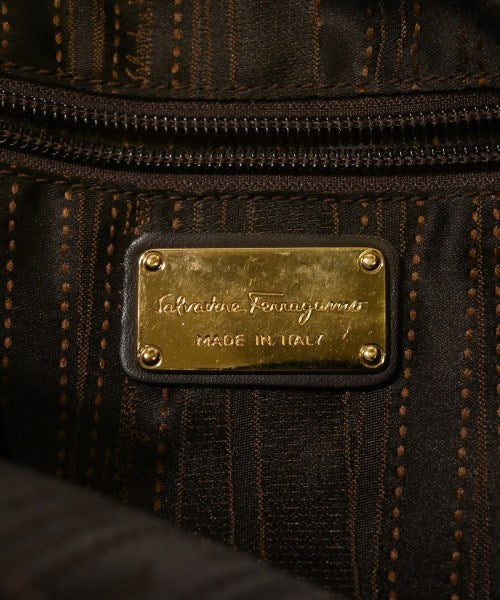 Salvatore Ferragamo กระเป๋าถือ