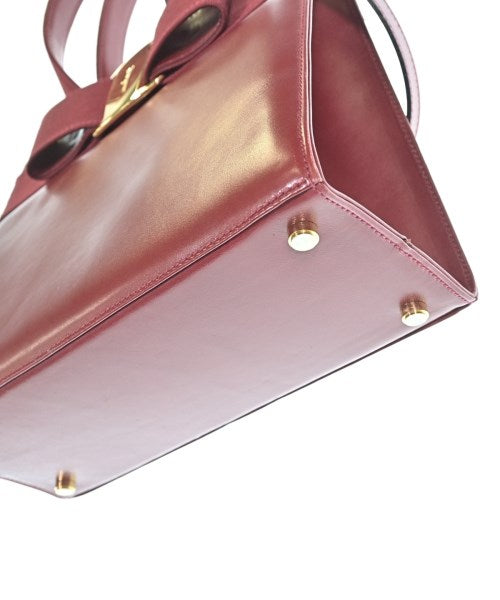 Salvatore Ferragamo กระเป๋าถือ