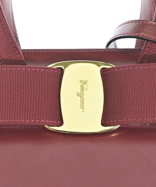 Salvatore Ferragamo กระเป๋าถือ