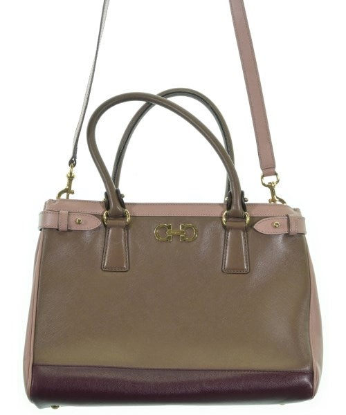 Salvatore Ferragamo กระเป๋าถือ