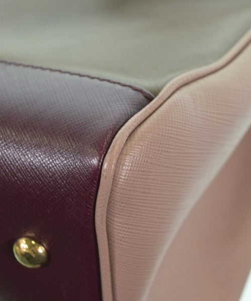 Salvatore Ferragamo กระเป๋าถือ