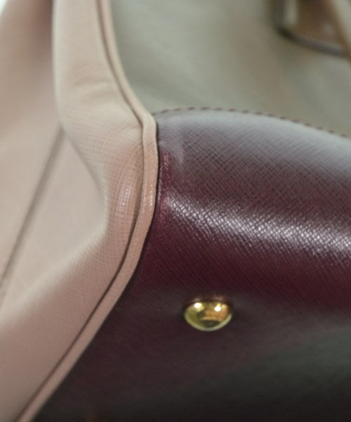 Salvatore Ferragamo กระเป๋าถือ