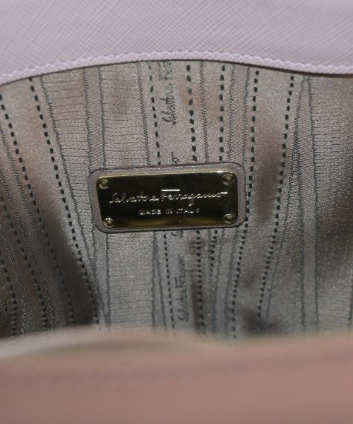 Salvatore Ferragamo กระเป๋าถือ