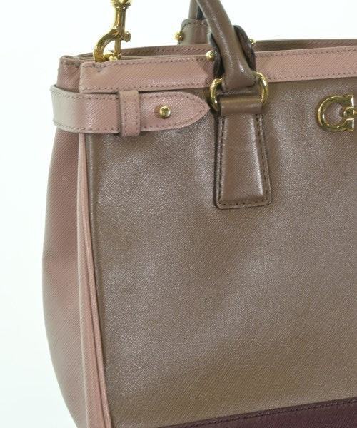 Salvatore Ferragamo กระเป๋าถือ