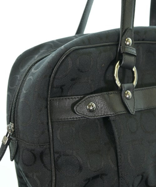Salvatore Ferragamo กระเป๋าถือขนาดใหญ่