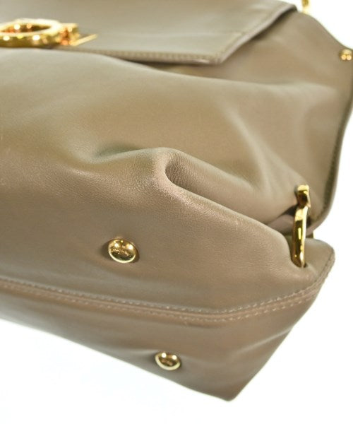 Salvatore Ferragamo กระเป๋าสะพาย