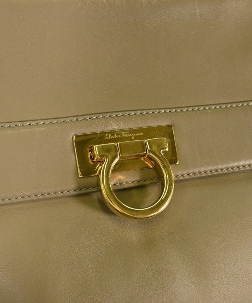 Salvatore Ferragamo กระเป๋าสะพาย