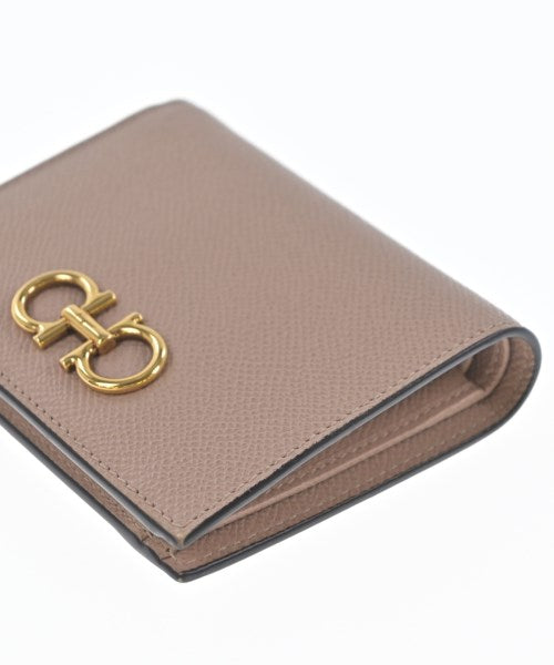 Salvatore Ferragamo กระเป๋าสตางค์/กระเป๋าใส่เหรียญ