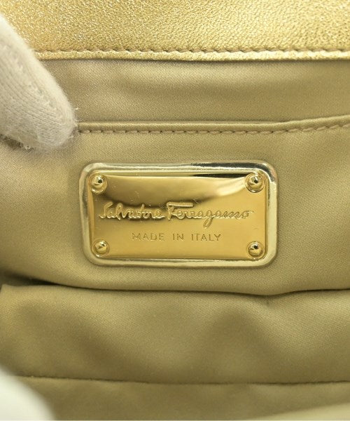 Salvatore Ferragamo กระเป๋าสะพาย