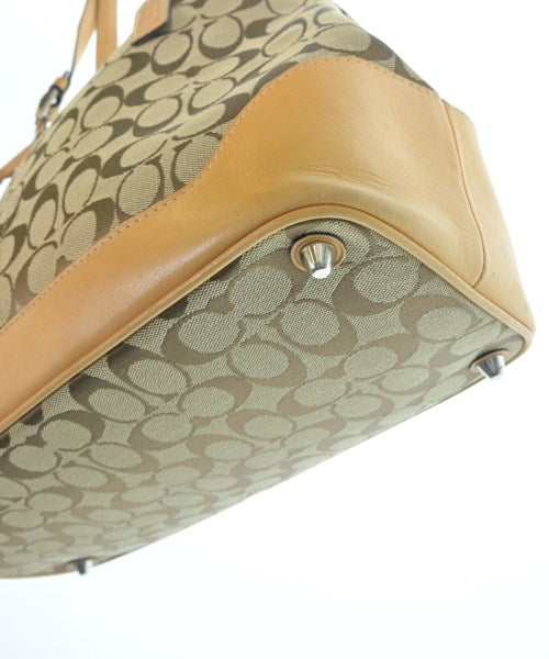 COACH กระเป๋าถือขนาดใหญ่
