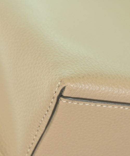 COACH กระเป๋าถือขนาดใหญ่
