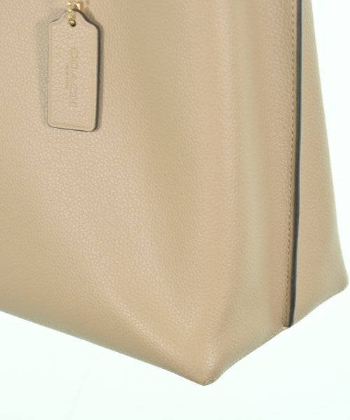COACH กระเป๋าถือขนาดใหญ่