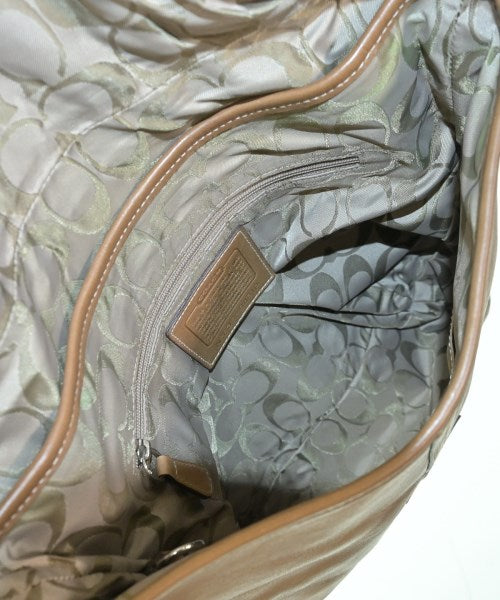 COACH กระเป๋าสะพาย