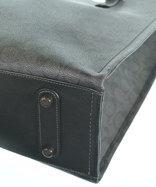 COACH กระเป๋าถือขนาดใหญ่