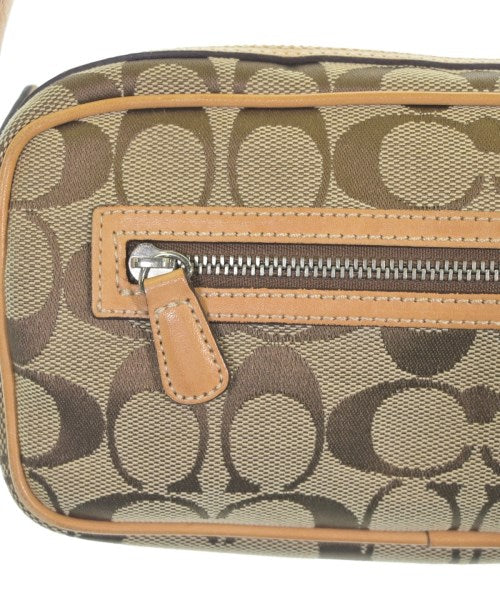 COACH กระเป๋าสะพาย
