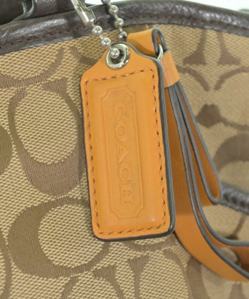 COACH กระเป๋าถือขนาดใหญ่