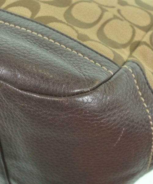 COACH กระเป๋าถือขนาดใหญ่