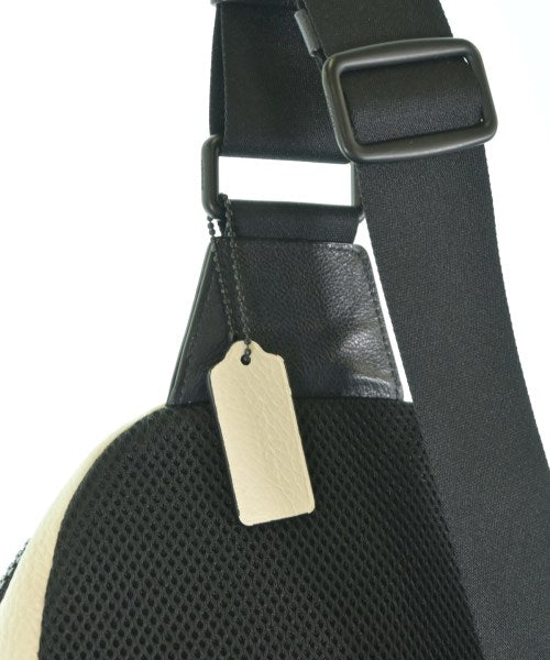 COACH กระเป๋าสะพาย