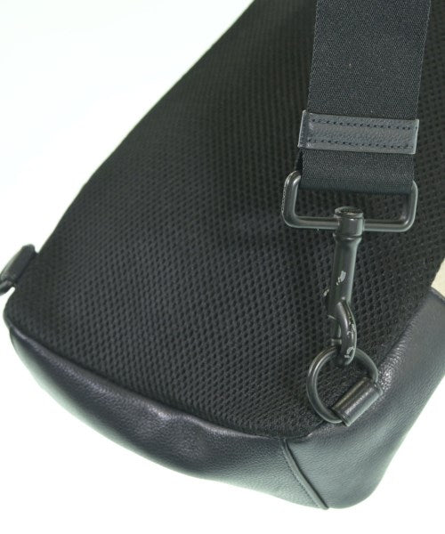 COACH กระเป๋าสะพาย