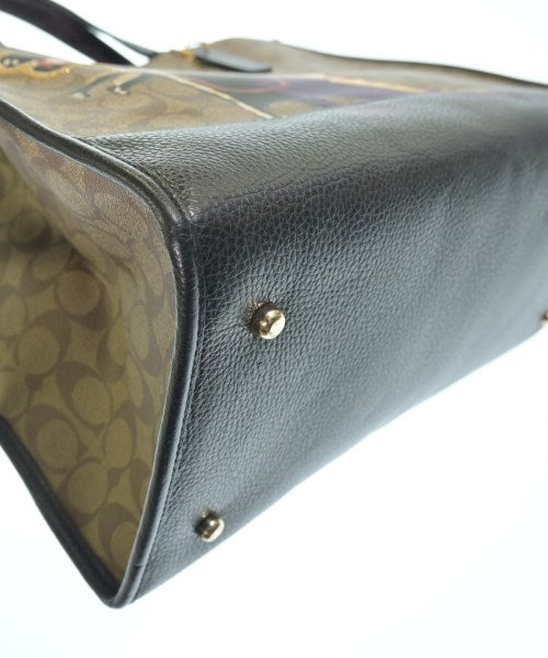 COACH กระเป๋าถือขนาดใหญ่