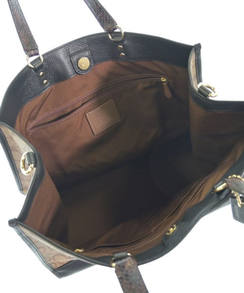 COACH กระเป๋าถือขนาดใหญ่