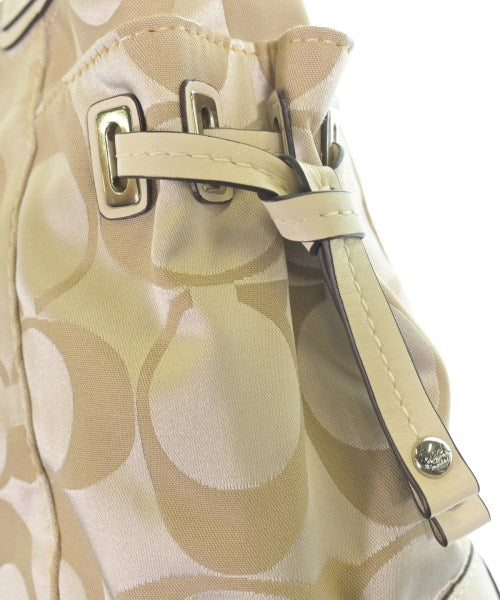 COACH กระเป๋าถือขนาดใหญ่