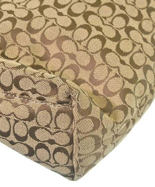 COACH กระเป๋าถือขนาดใหญ่