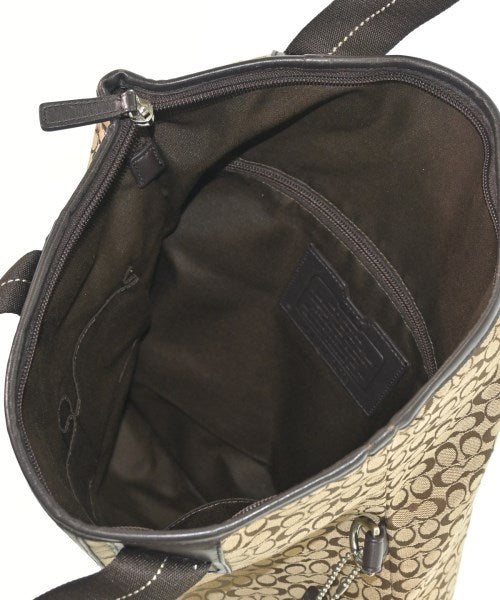 COACH กระเป๋าถือขนาดใหญ่