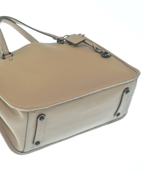 COACH กระเป๋าสะพาย