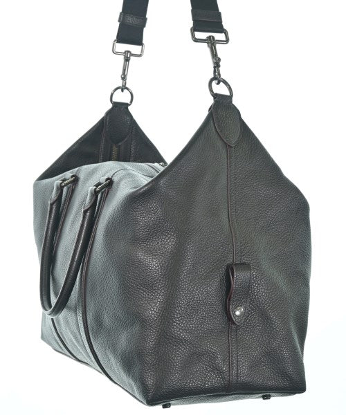 COACH กระเป๋าใส่อุปกรณ์ขนาดใหญ่