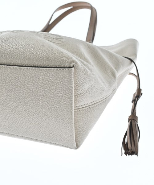 COACH กระเป๋าถือขนาดใหญ่