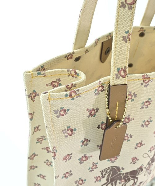 COACH กระเป๋าถือขนาดใหญ่