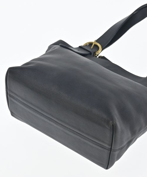 COACH กระเป๋าถือขนาดใหญ่