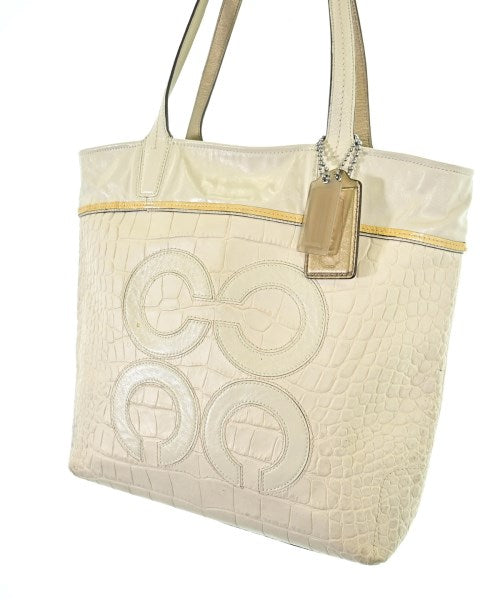 COACH กระเป๋าถือขนาดใหญ่