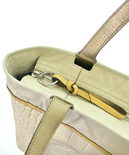 COACH กระเป๋าถือขนาดใหญ่