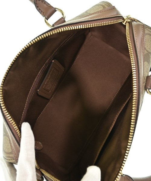 COACH กระเป๋าใส่อุปกรณ์ขนาดใหญ่
