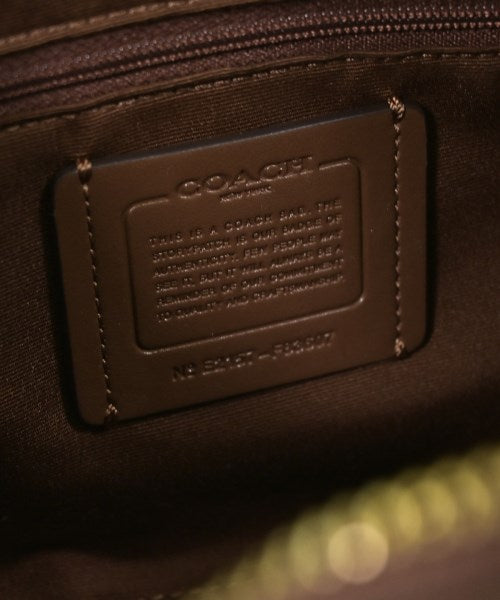 COACH กระเป๋าใส่อุปกรณ์ขนาดใหญ่