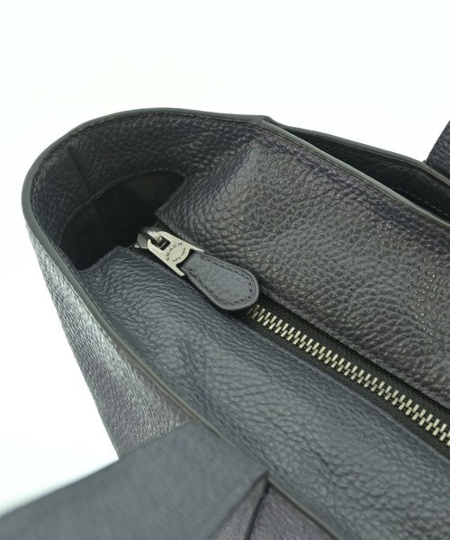 COACH กระเป๋าถือขนาดใหญ่