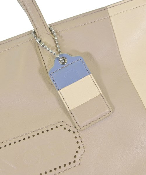 COACH กระเป๋าถือขนาดใหญ่