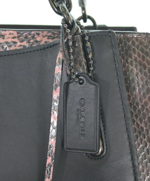 COACH กระเป๋าสะพาย